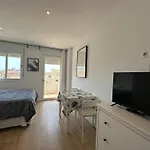 Studio Apollo Торремолинос
